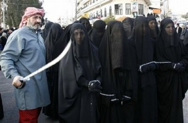 इस्लाम धर्म में महिलाओं पर लगाए गए है इतने सारे प्रतिबंध
