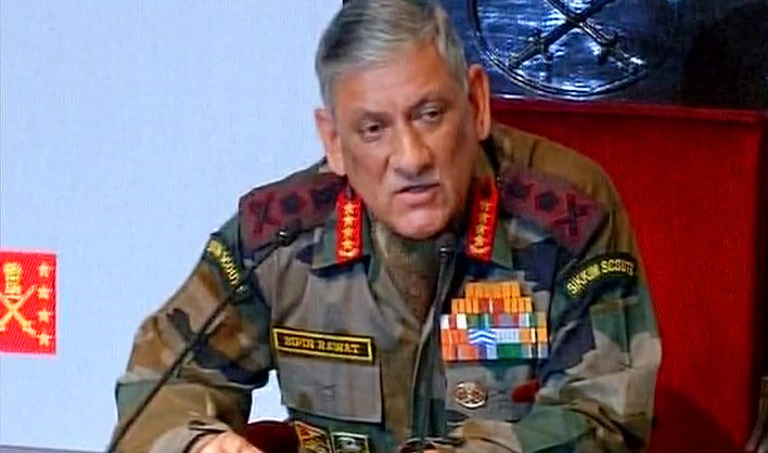 रक्षा मंत्री से मुलाकात के दौरान आर्मी चीफ ने बताया चीन-पाक सीमाओं का सूरत-ए-हाल..