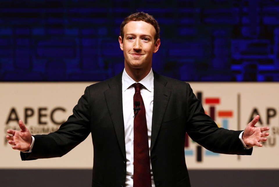तो फेसबुक के 3.5-7.5 करोड़ के शेयर बेचने को तैयार है जुकरबर्ग